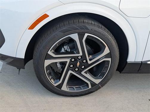 2026 Chevrolet Equinox EV LT 2