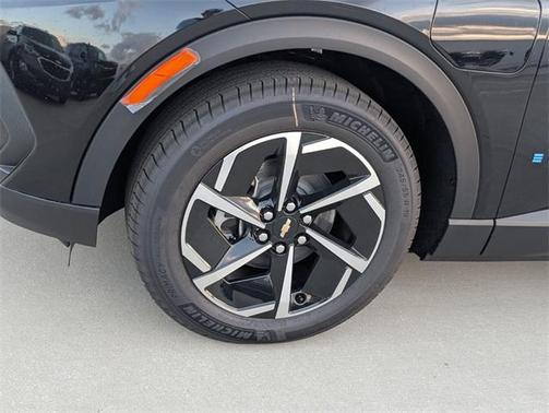 2026 Chevrolet Equinox EV LT 2