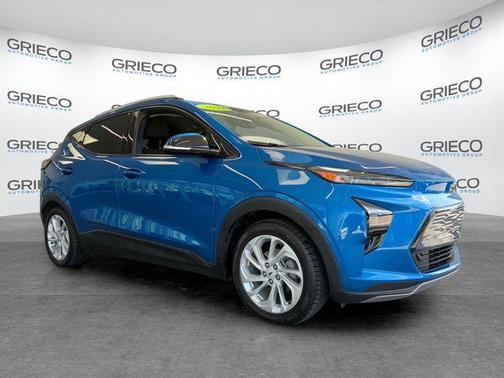 Bright Blue Metallic 2023 Chevrolet Bolt EUV LT
