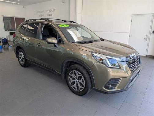 2023 Subaru Forester Premium