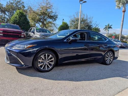 2021 Lexus ES 350 Base