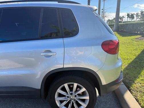 2015 Volkswagen Tiguan Auto SE