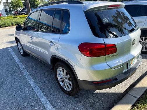 2015 Volkswagen Tiguan Auto SE