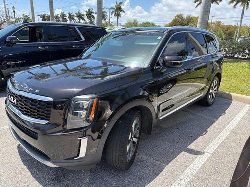 Black 2022 Kia Telluride EX
