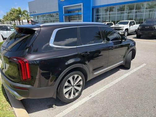 Black 2022 Kia Telluride EX