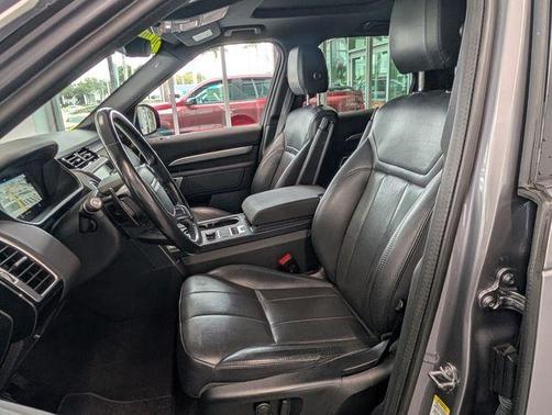 2020 Land Rover Discovery Landmark