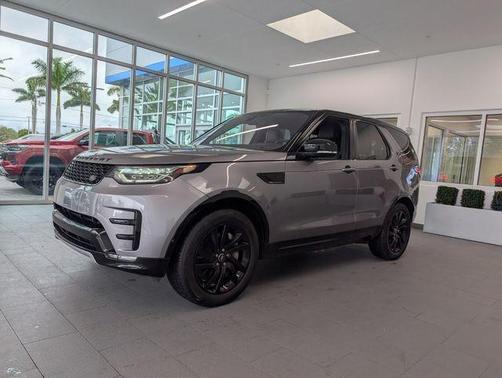 2020 Land Rover Discovery Landmark