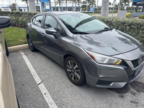 2021 Nissan Versa 1.6 SV