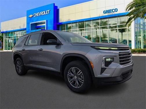 2025 Chevrolet Traverse LT