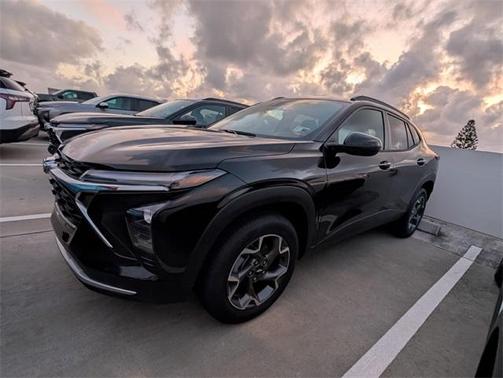 2025 Chevrolet Trax LT