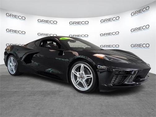 2022 Chevrolet Corvette Stingray w/1LT