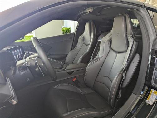 2022 Chevrolet Corvette Stingray w/1LT