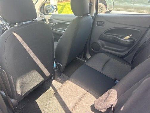 2021 Mitsubishi Mirage ES