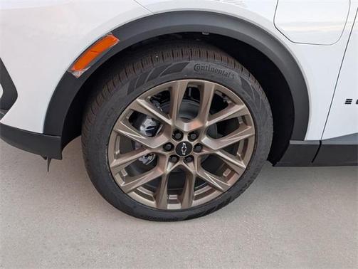 2026 Chevrolet Equinox EV LT 2