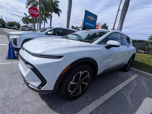 2026 Chevrolet Equinox EV LT 2