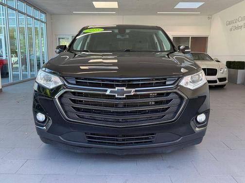 Mosaic Black Metallic 2018 Chevrolet Traverse RS