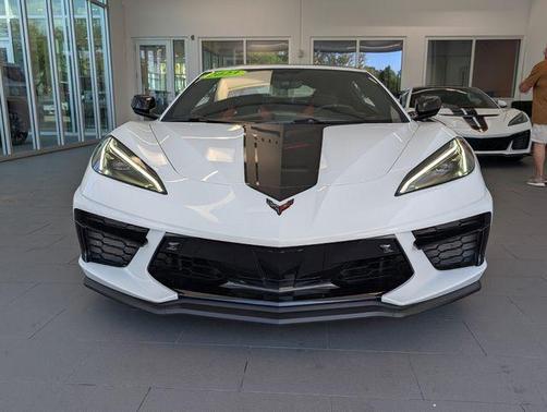 Arctic White 2023 Chevrolet Corvette Stingray w/3LT