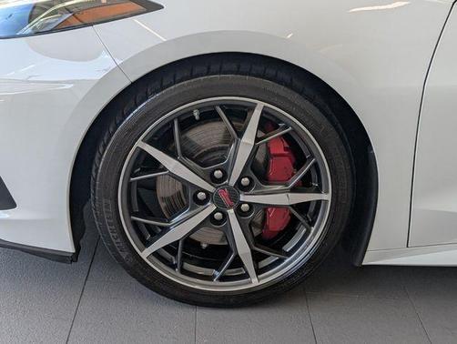 Arctic White 2023 Chevrolet Corvette Stingray w/3LT