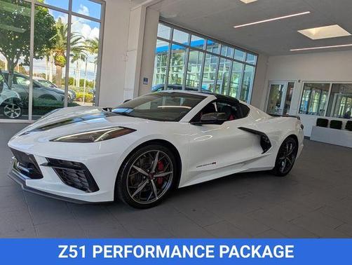 Arctic White 2023 Chevrolet Corvette Stingray w/3LT