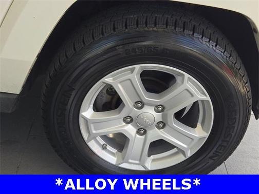 2006 Jeep Commander Base