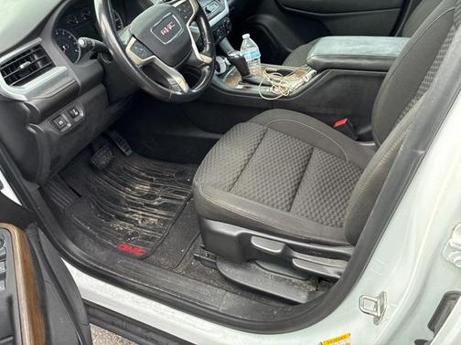 2019 GMC Acadia SLE-1