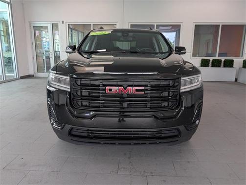 2022 GMC Acadia SLE