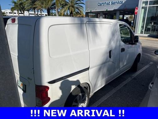 2018 Nissan NV200 SV
