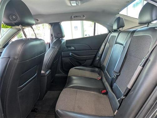 2015 Chevrolet Malibu 2LT