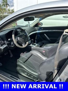 2013 INFINITI G37x Base