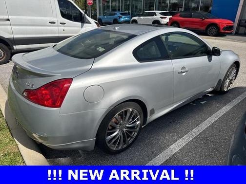 2013 INFINITI G37x Base