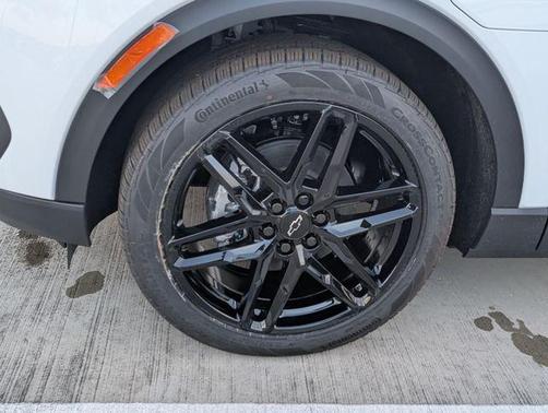 2026 Chevrolet Equinox EV LT 2