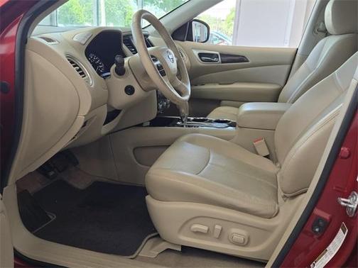 2014 Nissan Pathfinder Platinum