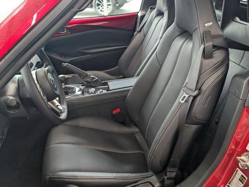 2025 Mazda MX-5 Miata RF Grand Touring