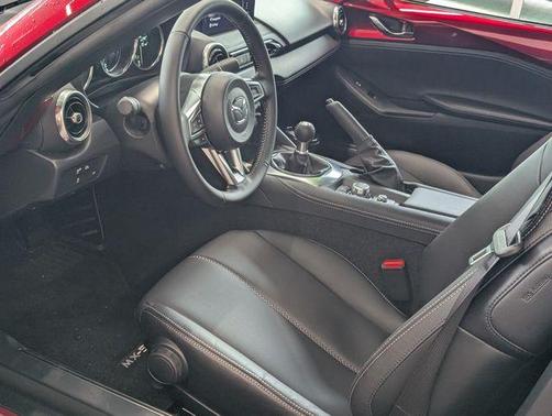 2025 Mazda MX-5 Miata RF Grand Touring