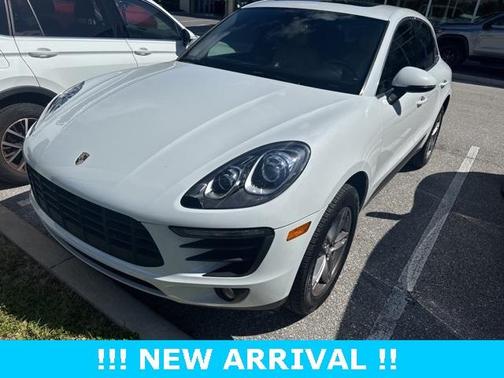 2017 Porsche Macan S