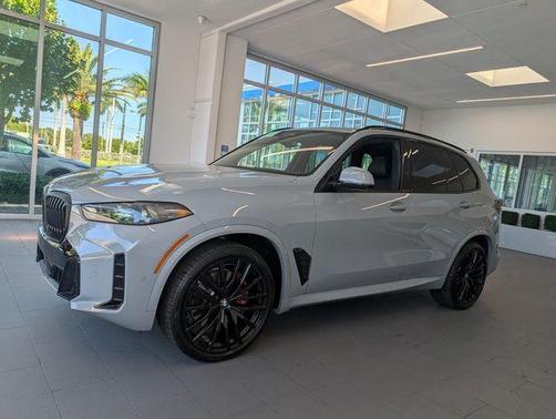 Brooklyn Gray Metallic 2024 BMW X5 sDrive40i