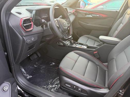 Mosaic Black Metallic 2026 Chevrolet Trailblazer RS