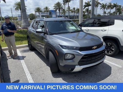 Satin Steel Metallic 2021 Chevrolet Trailblazer LT