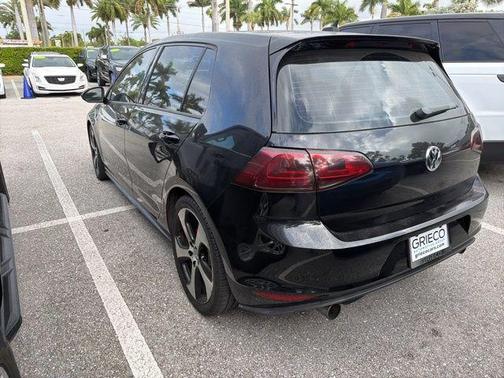 2016 Volkswagen Golf GTI SE