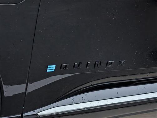 2025 Chevrolet Equinox EV RS
