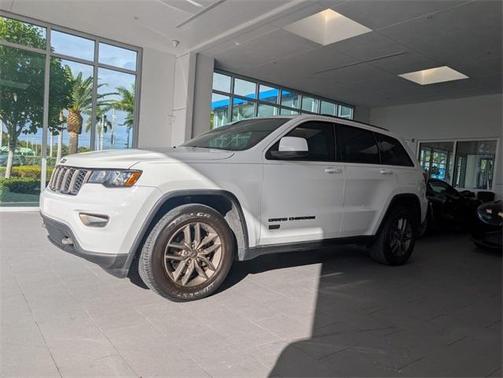 2016 Jeep Grand Cherokee Laredo