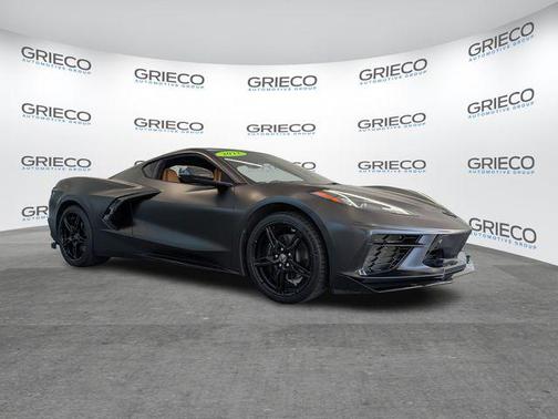 2022 Chevrolet Corvette Stingray w/2LT