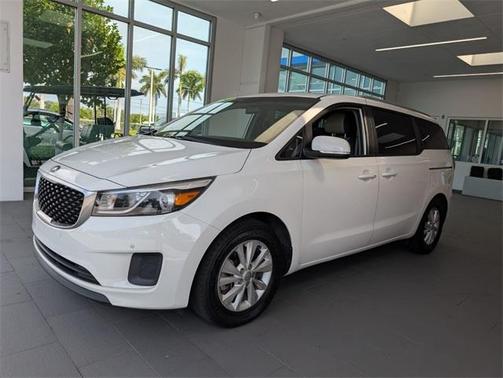 2016 Kia Sedona LX