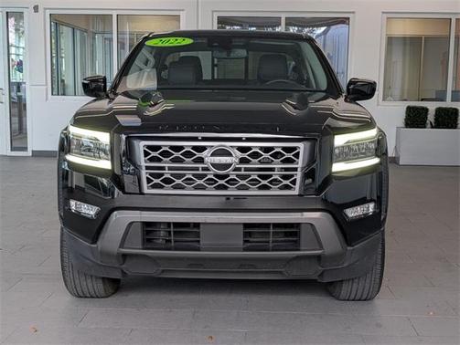 2022 Nissan Frontier SV