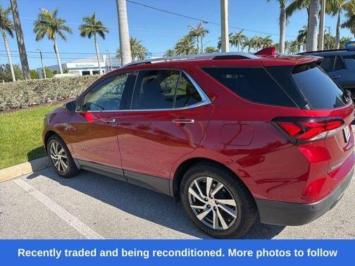 Cherry Red Tintcoat 2022 Chevrolet Equinox Premier