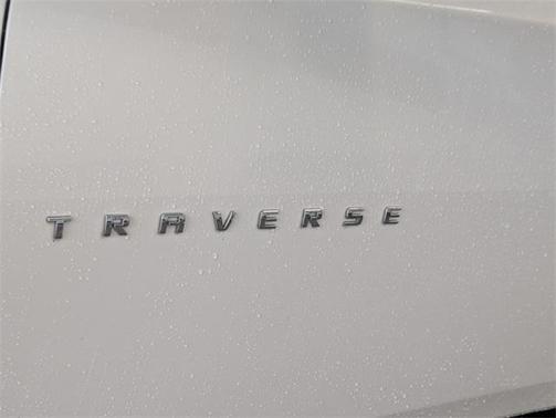2022 Chevrolet Traverse LT Leather