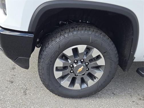 2025 Chevrolet Silverado 2500 Custom