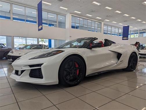 2025 Chevrolet Corvette E-Ray