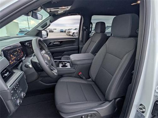 2025 Chevrolet Tahoe LS