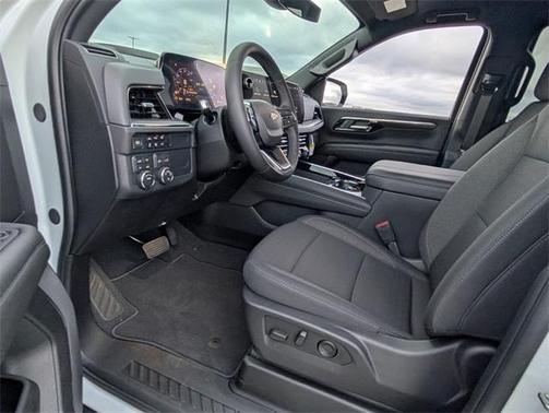 2025 Chevrolet Tahoe LS